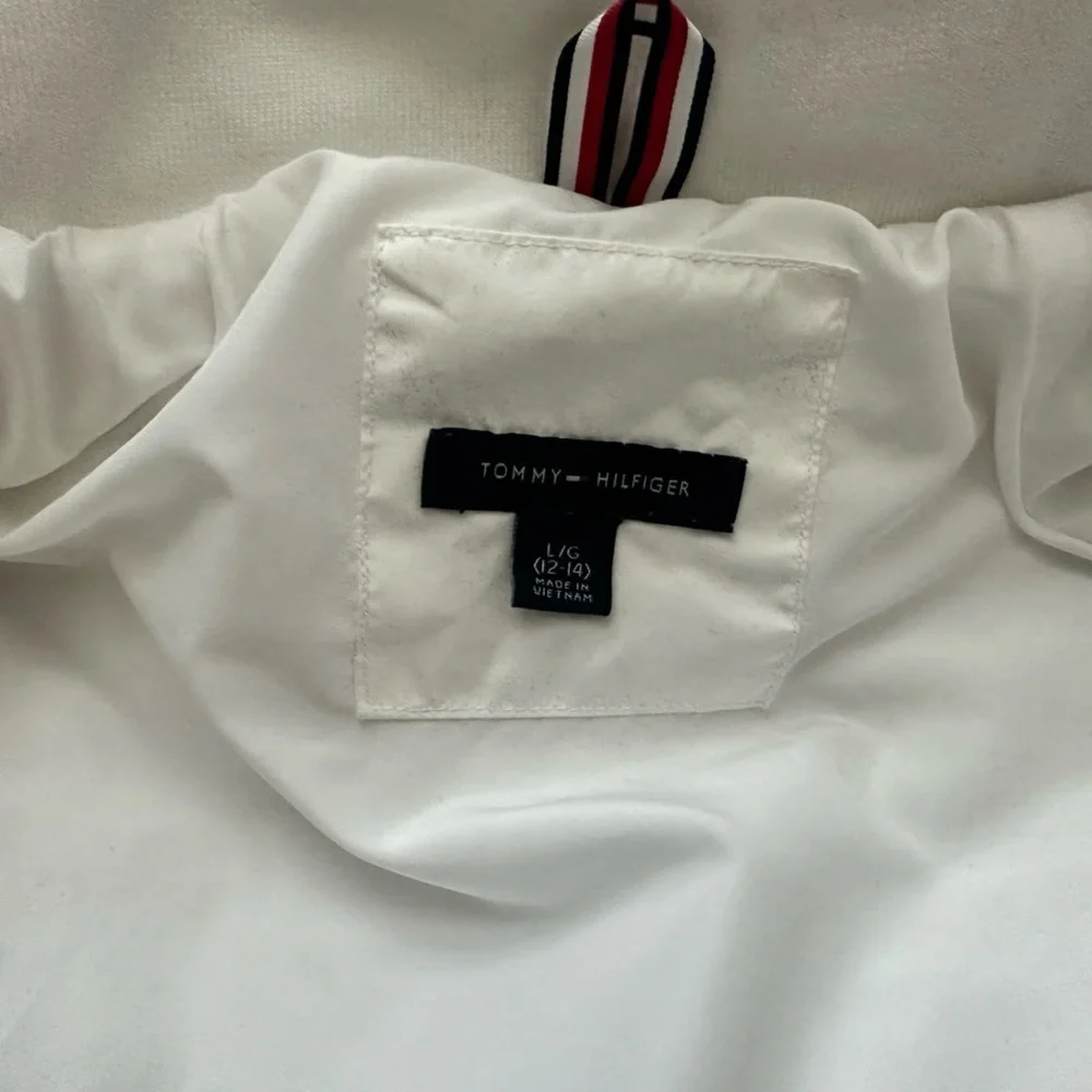 Tommy Hilfiger kids white puff Jacket